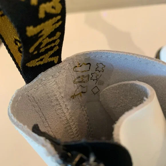 Dr. Martens Jadon White Platform - Picture 6 of 9